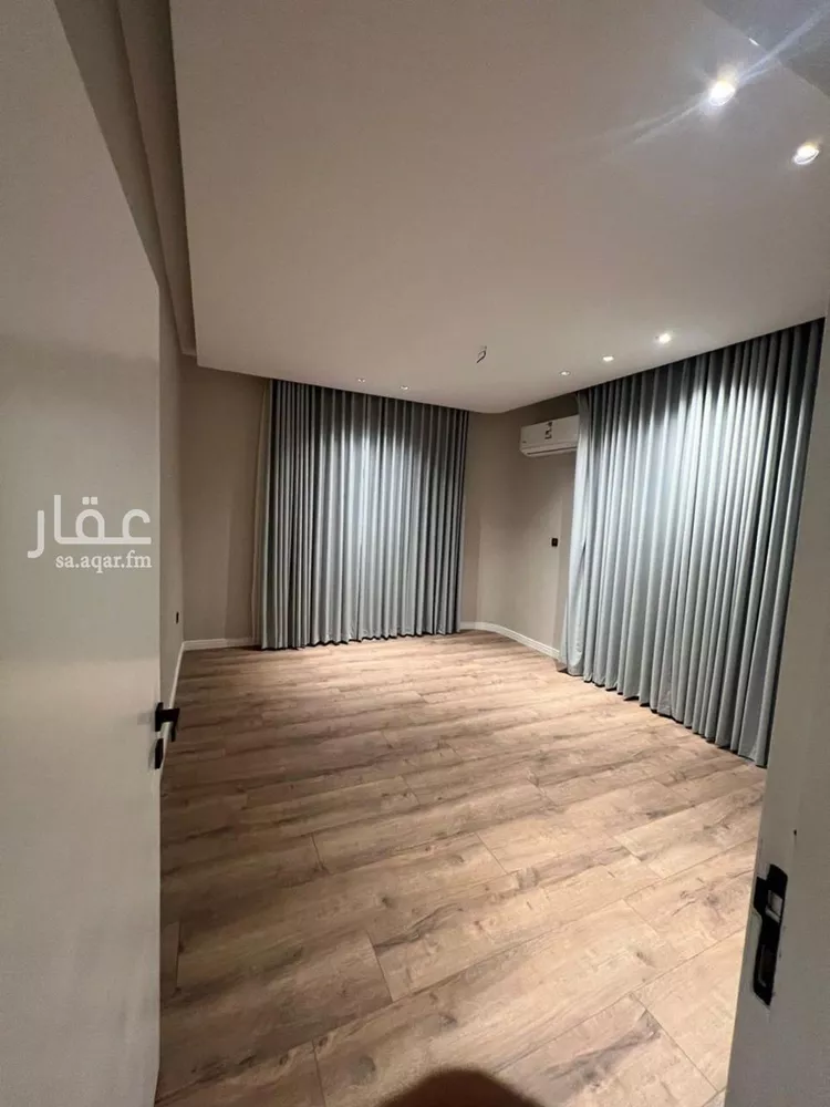 Floor for Rent in Dhahran Dana Al Shamaliah صورة 4