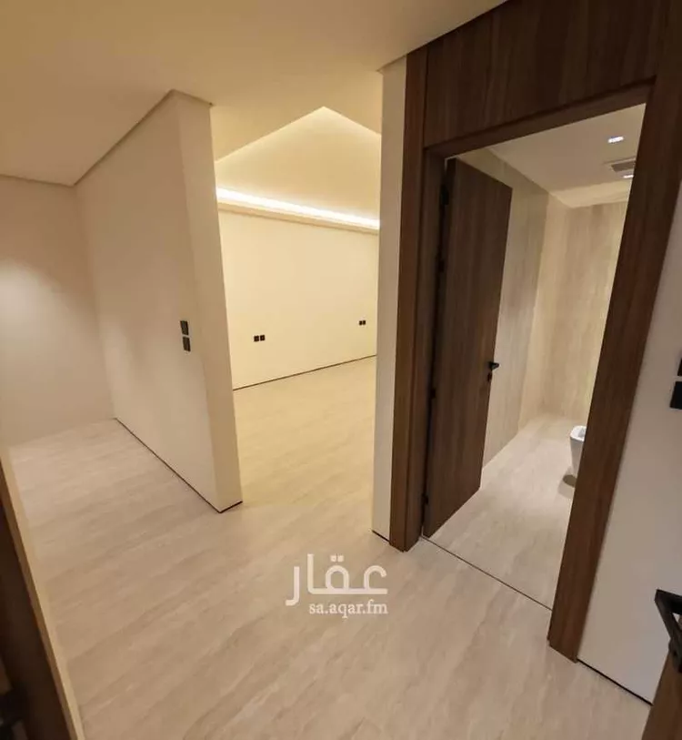 دور للبيع في شارع رقم 337, حي الملقا, مدينة الرياض, منطقة الرياض صورة 3