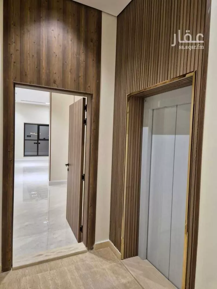 دور للبيع في شارع أحمد بن محمد علي الجوهري, حي العارض, مدينة الرياض, منطقة الرياض صورة 4