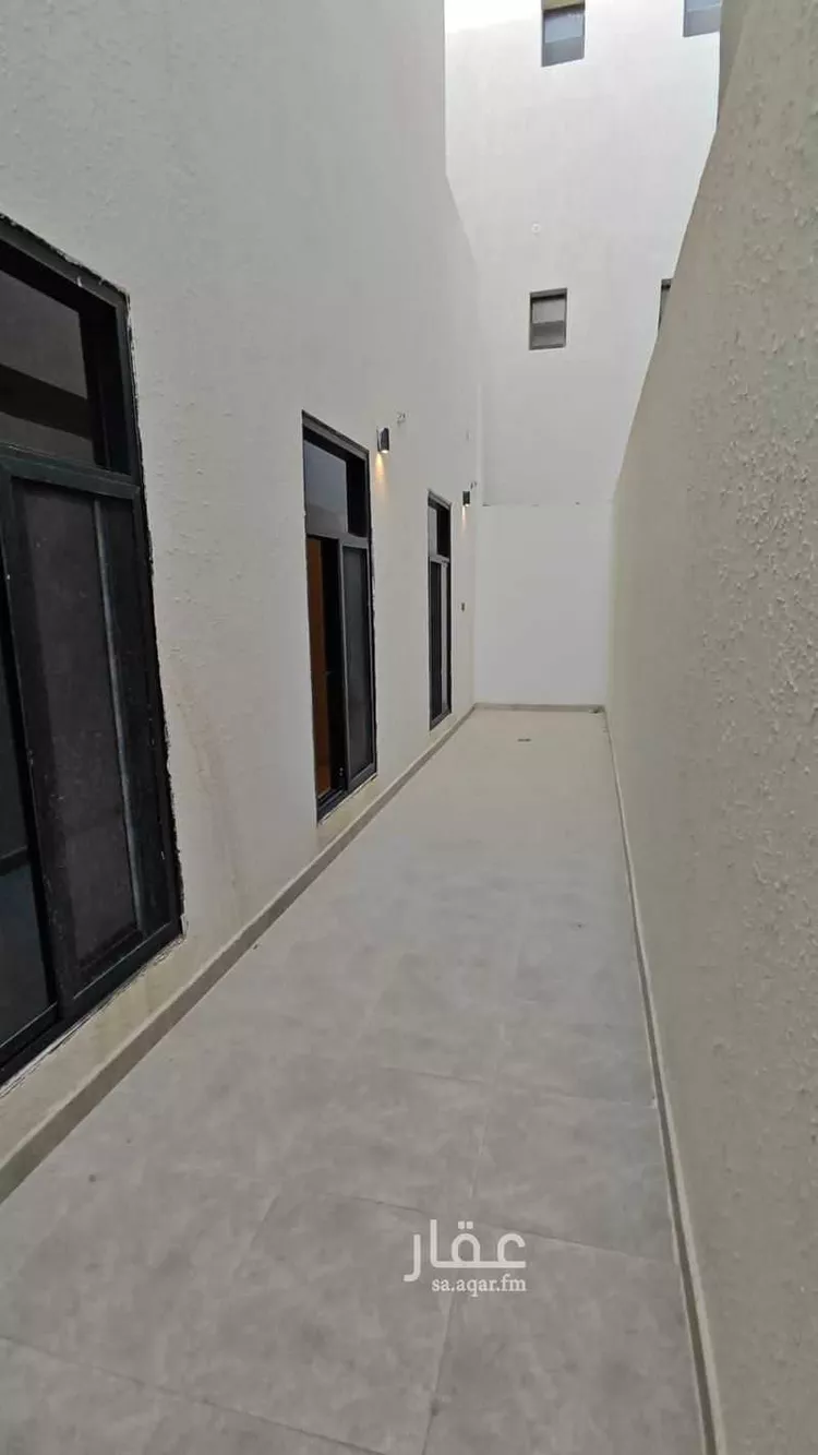 دور للبيع في شارع زياد بن أيوب, حي الرمال, مدينة الرياض, منطقة الرياض 10