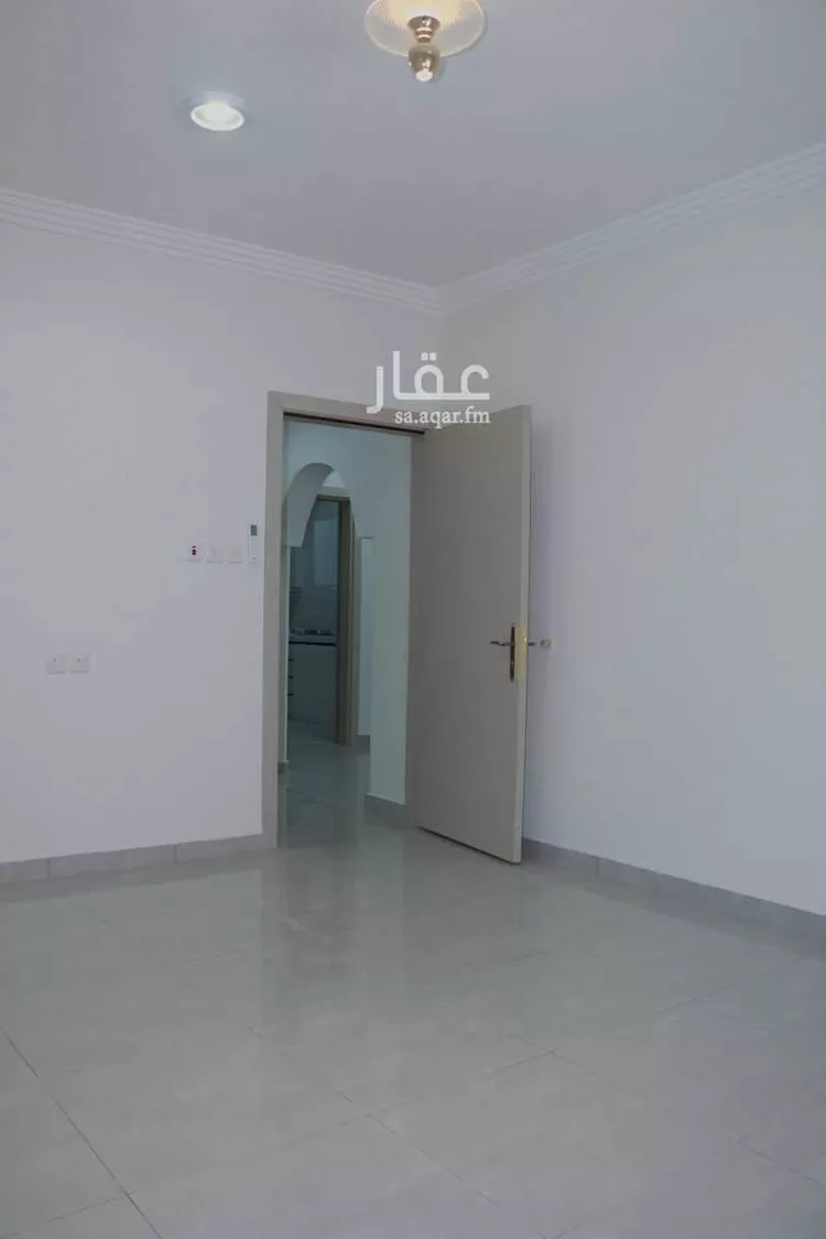 شقة للإيجار في شارع علي بن زياد العبسي, حي الملز, مدينة الرياض, منطقة الرياض