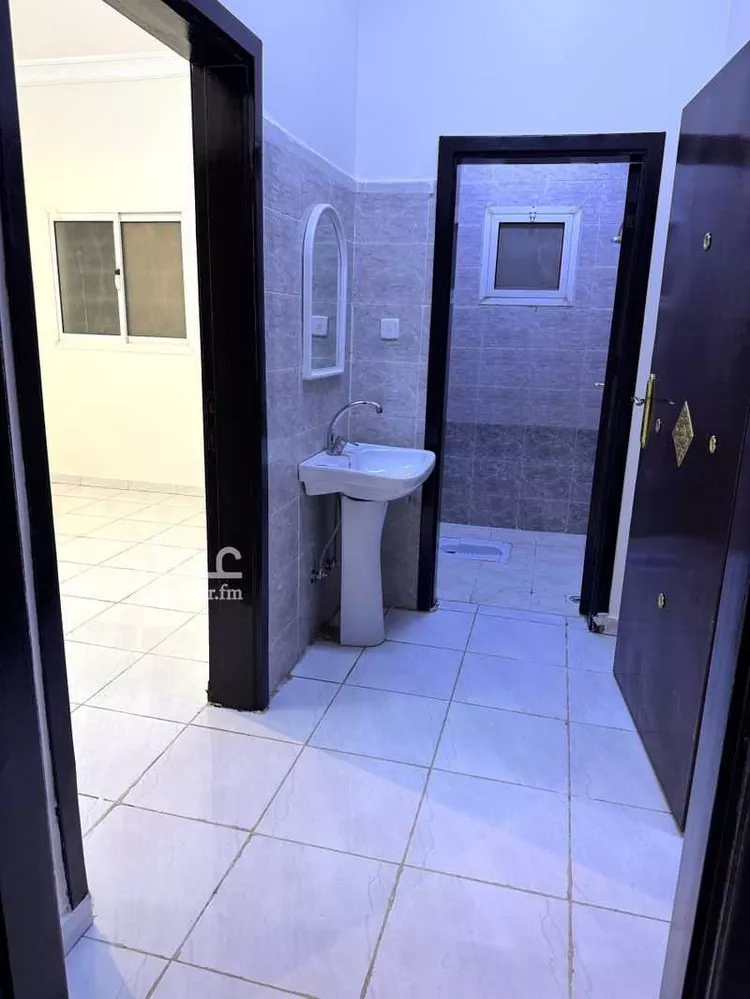 شقة للإيجار في شارع ابن الزبير الغرناطي, حي الرمال, مدينة الرياض, منطقة الرياض
