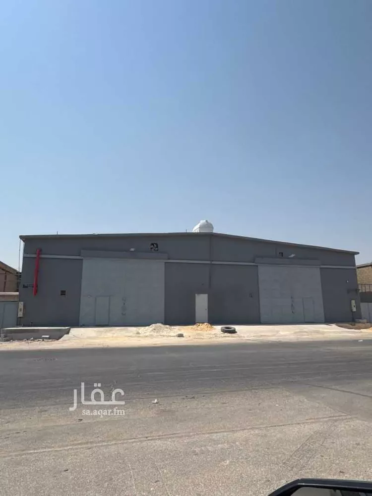 Warehouse for sale in Riyadh Al Faisaliyah