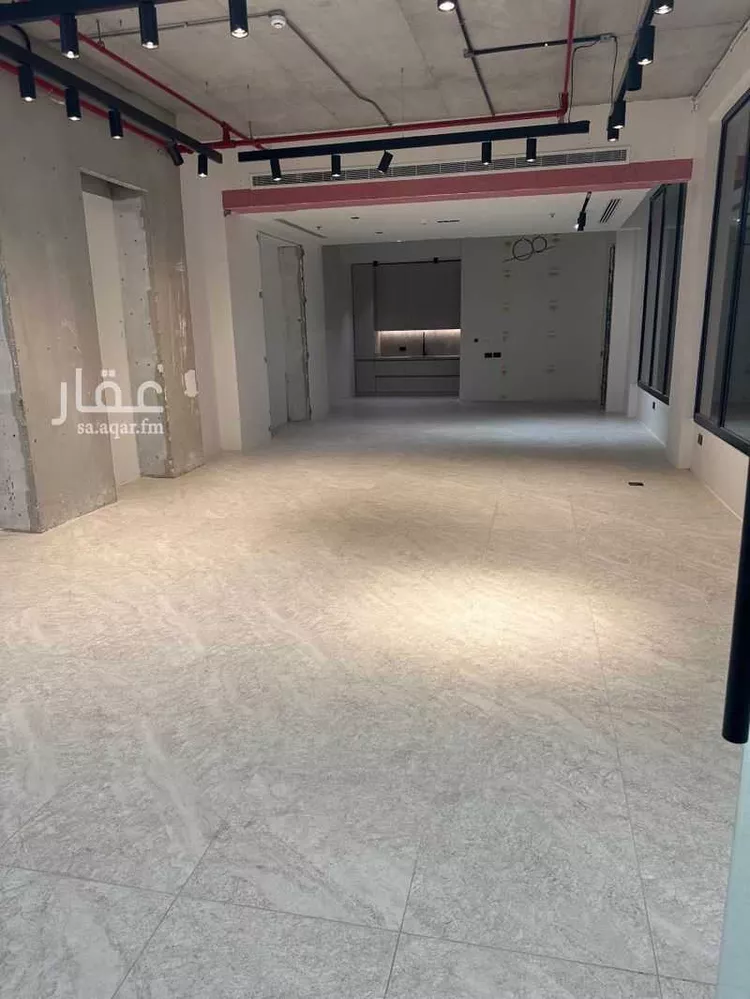مكتب تجاري للإيجار في شارع الأمير محمد بن سعد بن عبدالعزيز, حي القيروان, مدينة الرياض, منطقة الرياض صورة 5