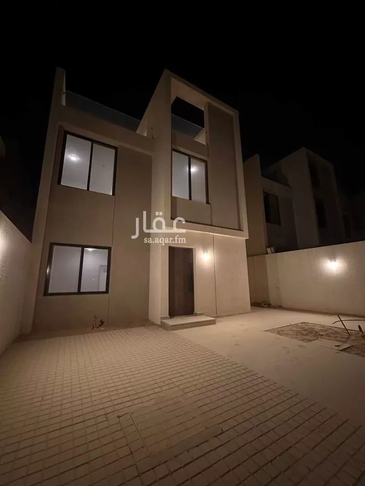 فيلا للإيجار في شارع الامير فيصل بن بندر بن عبدالعزيز الفرعي ، حي مطار الملك خالد الدولي ، الرياض ، منطقة الرياض صورة 3