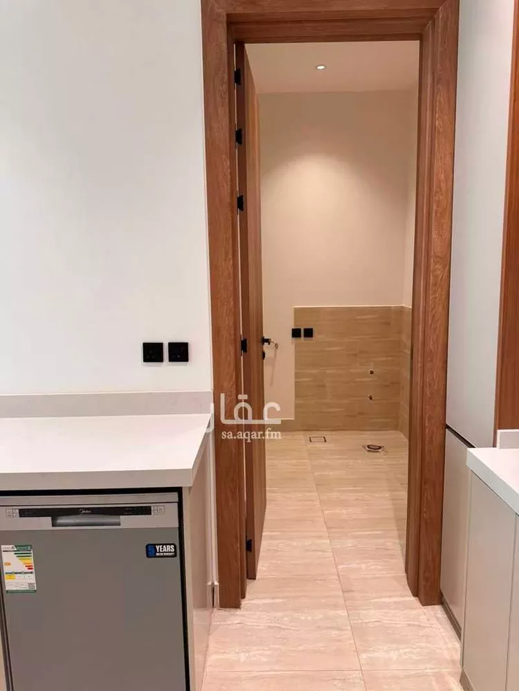 شقة للإيجار في شارع سعيد بن نفيل, حي الرمال, مدينة الرياض, منطقة الرياض 11