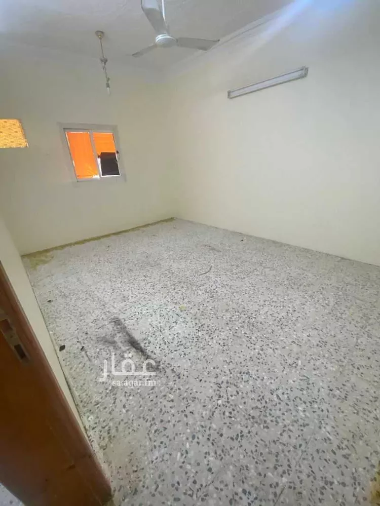 شقة للإيجار في شارع 131 المروج, حي المروج, مدينة أبها, منطقة عسير صورة 3