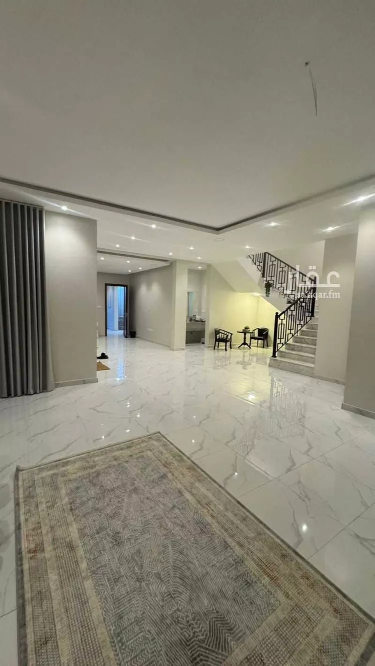 فيلا للإيجار في شارع بطحاء, حي ضاحية الملك فهد, مدينة الدمام, المنطقة الشرقية 1 صورة