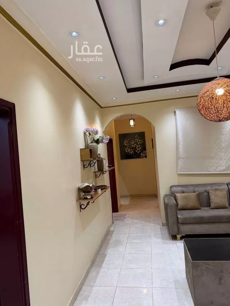 شقة للإيجار في شارع حارثة البخاري, حي الروضة, مدينة تبوك, منطقة تبوك صورة 3