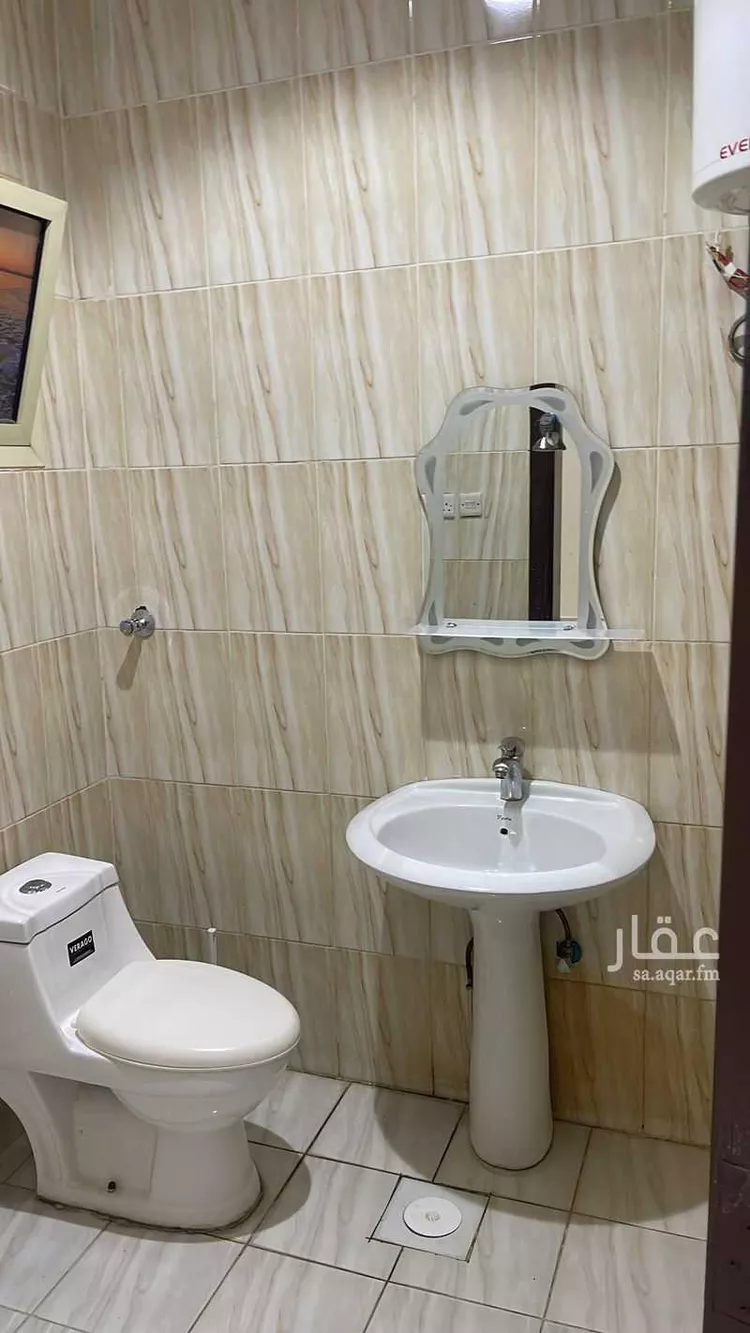 شقة للإيجار في شارع محمد رشيد رضا, حي العزيزية, مدينة الرياض, منطقة الرياض