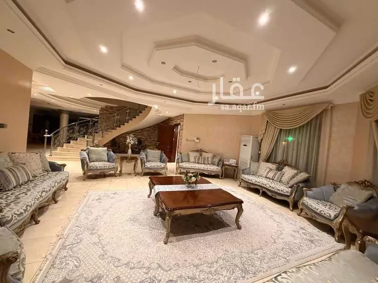 فيلا للبيع في شارع مسعود المنيعي, حي المصيف, مدينة تبوك, منطقة تبوك 16