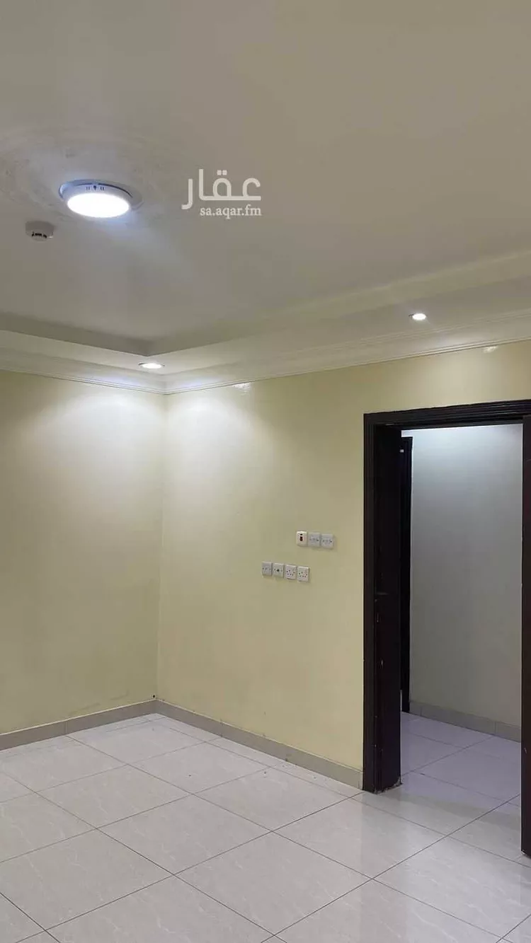 شقة للإيجار في شارع محمد رشيد رضا, حي العزيزية, مدينة الرياض, منطقة الرياض صورة 3