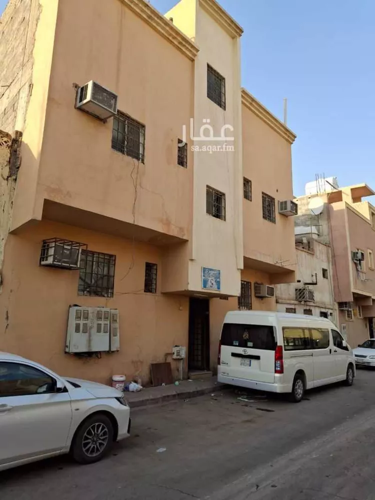 عمارة للبيع في شارع الاخضر بن علي, حي منفوحة, مدينة الرياض, منطقة الرياض صورة 2