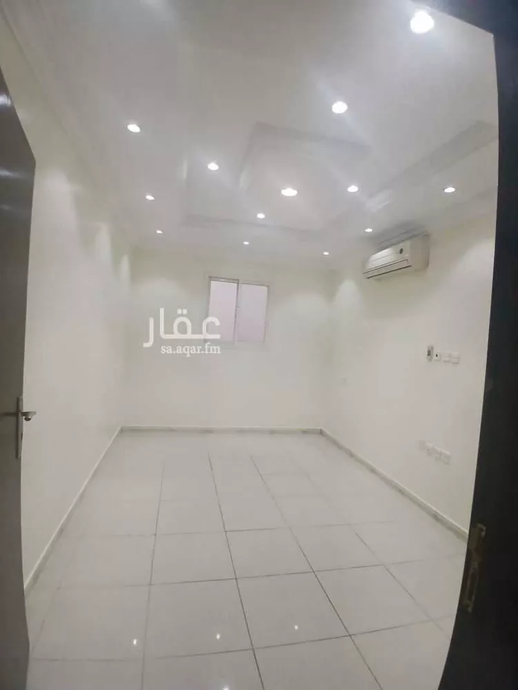شقة للإيجار في شارع شهيد الدين ثم الوطن ناصر محمد العثمان, حي الشهداء, مدينة الرياض, منطقة الرياض صورة 3