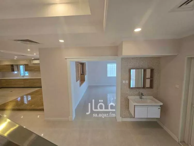 فيلا للبيع في شارع سكاكا, حي الفيصلية, مدينة الدمام, المنطقة الشرقية صورة 4