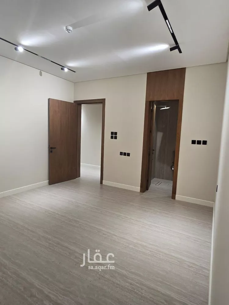 شقة للبيع في شارع الدرب, حي الحزم, مدينة الرياض, منطقة الرياض صورة 2