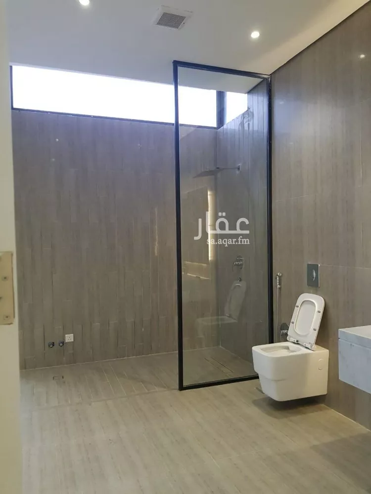 فيلا للبيع في شارع عثمان النحوي, حي العارض, مدينة الرياض, منطقة الرياض صورة 3