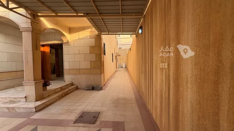 فيلا للبيع في شارع عمر بن ذر, حي الملك فيصل, مدينة الرياض, منطقة الرياض 13