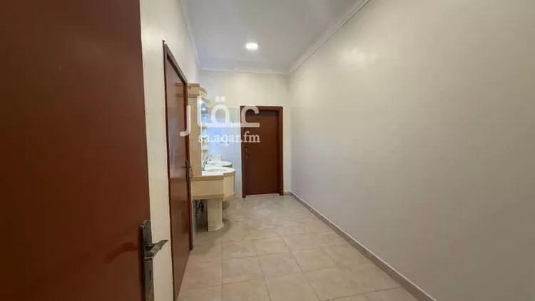 دور للإيجار في شارع شمس الدين الحريري, حي الملك فيصل, مدينة الرياض, منطقة الرياض 15