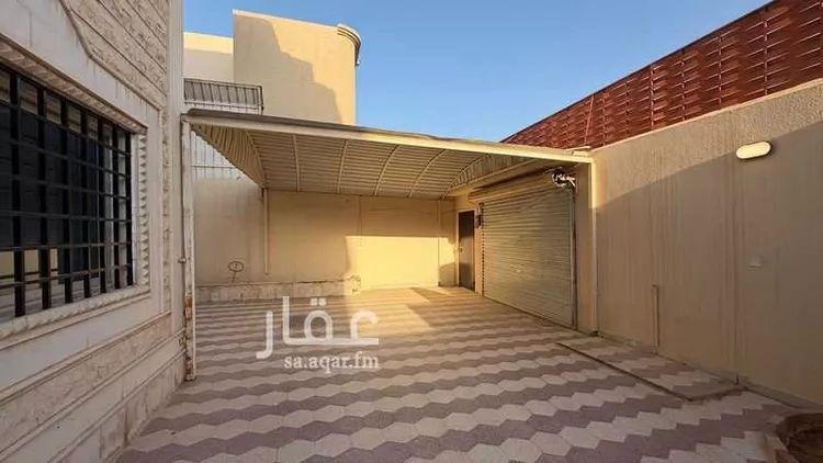 فيلا للبيع في شارع عبيدالله الشريعة, حي الأندلس, مدينة الرياض, منطقة الرياض صورة 4