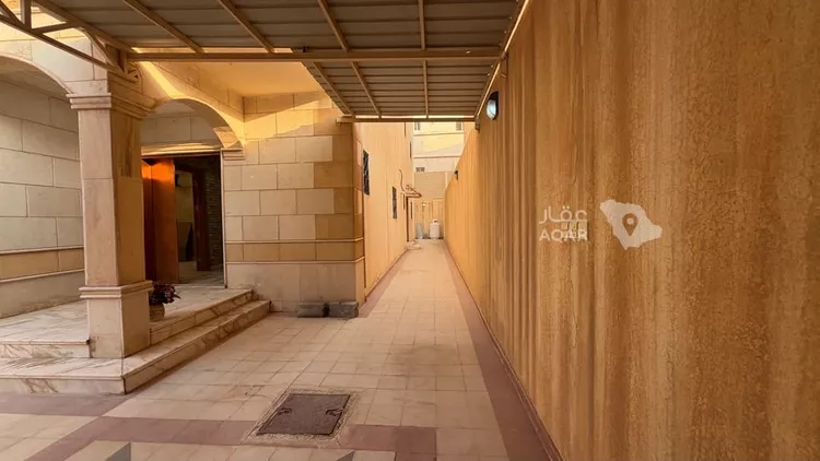 فيلا للبيع في شارع عمر بن ذر, حي الملك فيصل, مدينة الرياض, منطقة الرياض 8