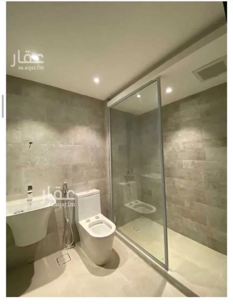 فيلا للإيجار في شارع الكافور ، حي عريض ، الرياض ، منطقة الرياض صورة 3