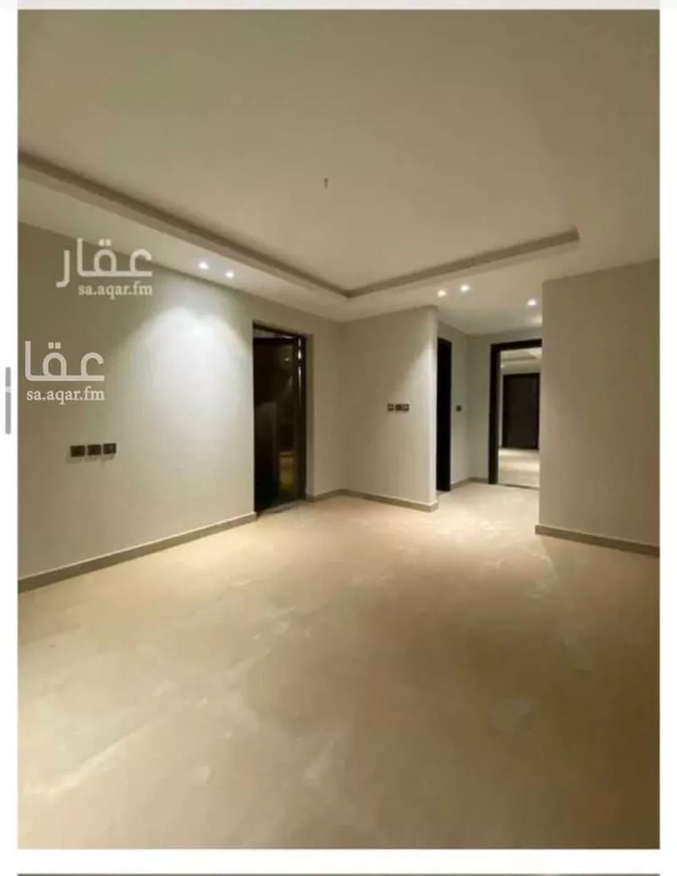 فيلا للبيع في شارع الكافور ، حي عريض ، الرياض ، منطقة الرياض صورة 2