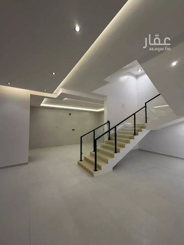 فيلا للبيع في شارع يحيي بن إبراهيم الطالبي, حي شبرا, مدينة الرياض, منطقة الرياض صورة 4