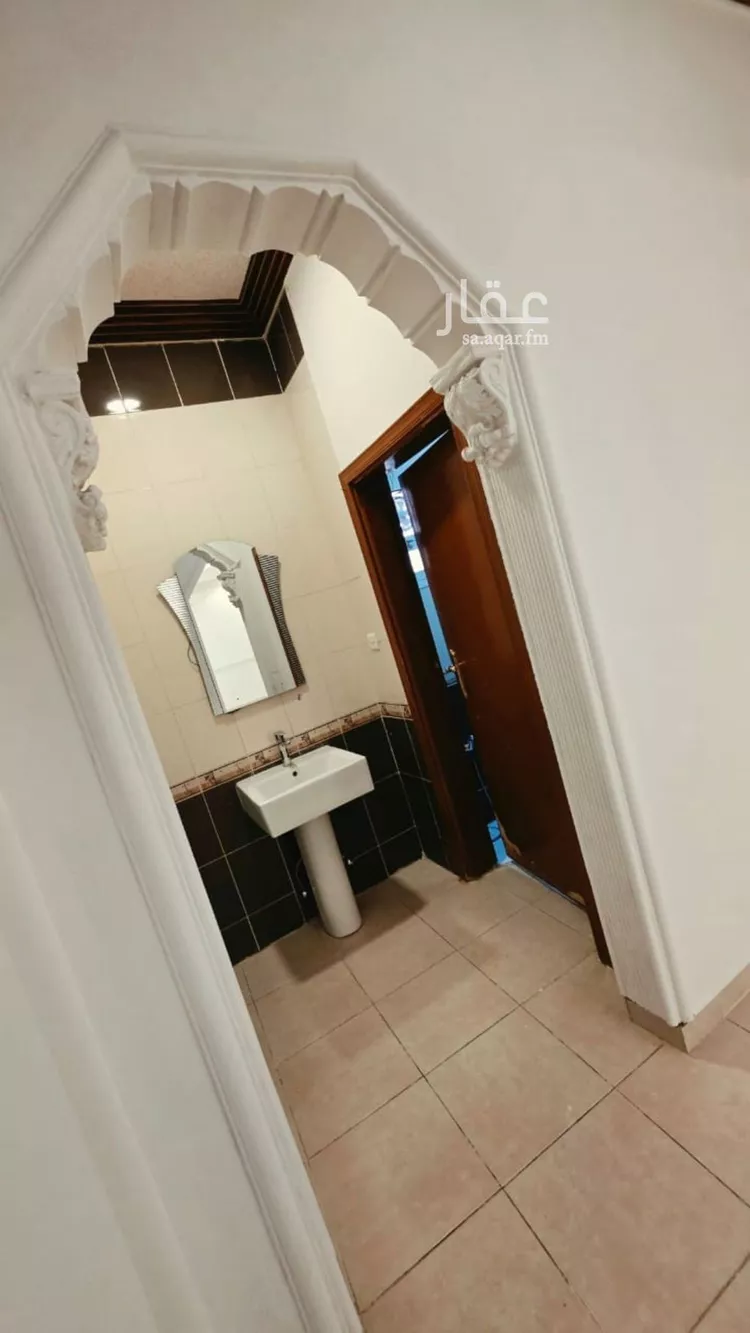 Floor for Rent in Riyadh Ghirnatah 10