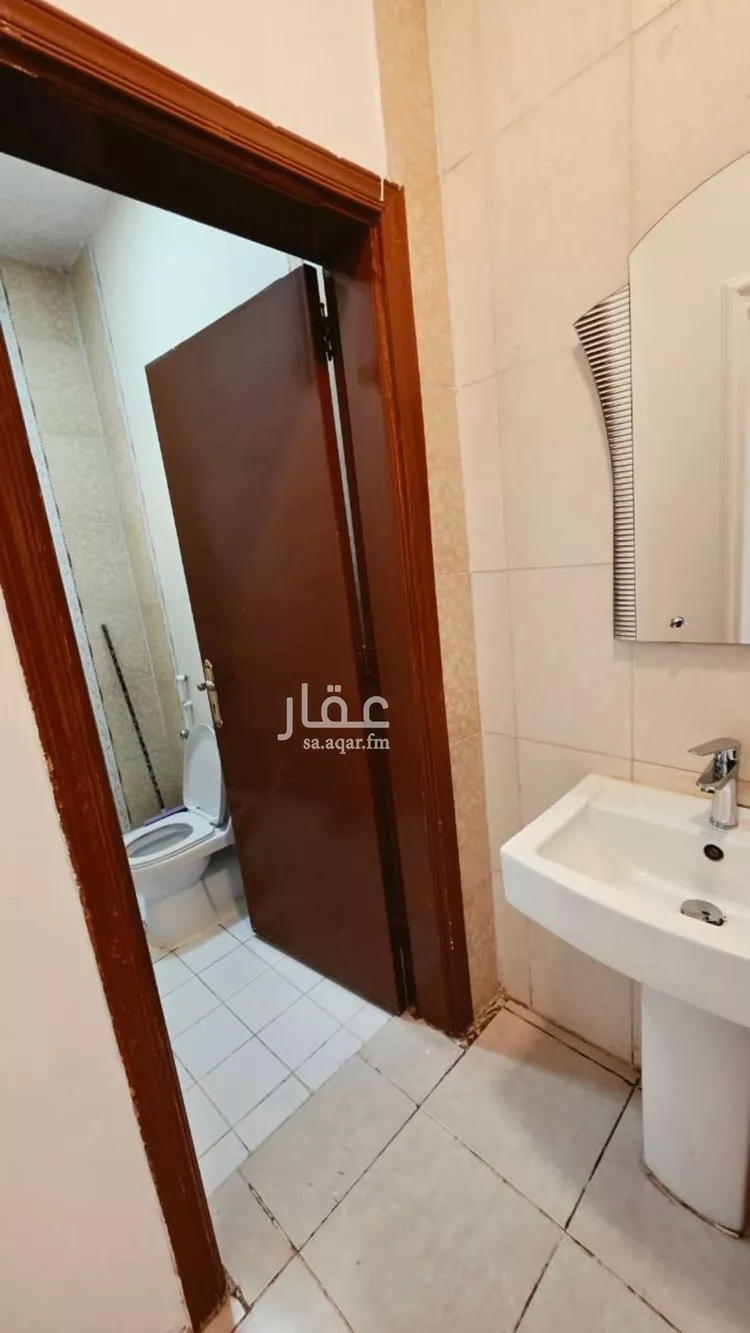 Floor for Rent in Riyadh Ghirnatah 8