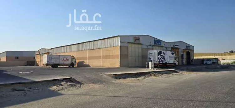 محل للبيع في شارع جبل اللوز, حي منطقة المستودعات, مدينة القطيف, المنطقة الشرقية