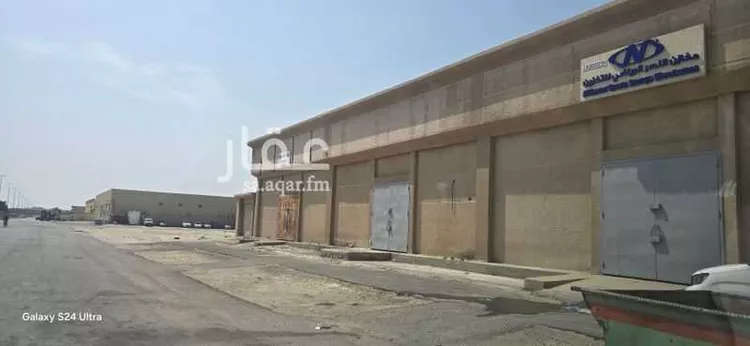 Warehouse for Rent in Al Qatif Warehouses Area صورة 3