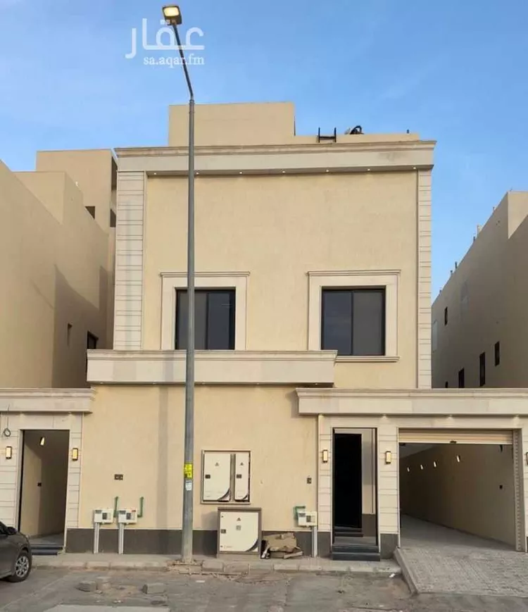 Floor for Sale in Riyadh Al Janadriyah