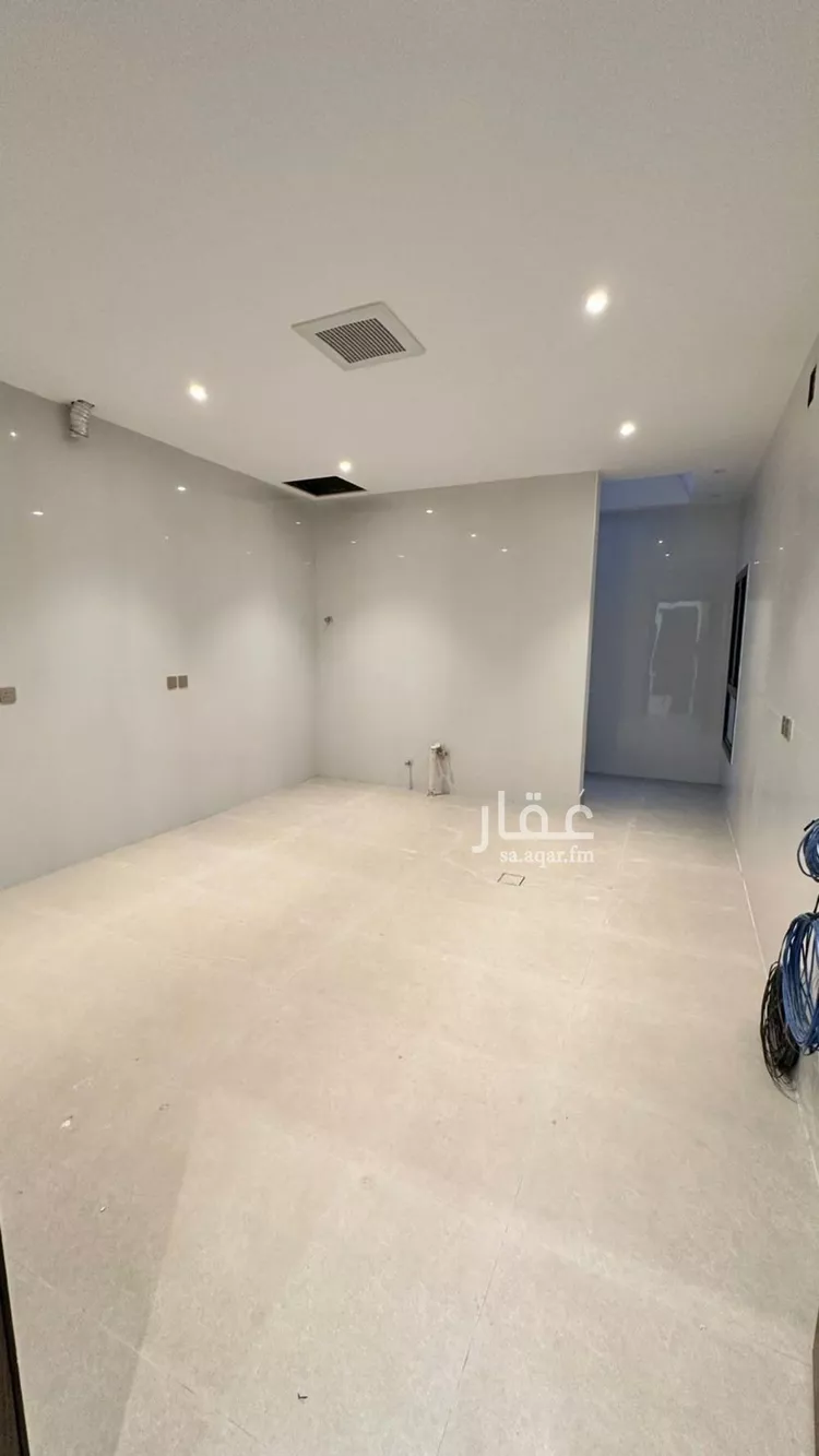 فيلا للبيع في شارع الطارق, حي الرمال, مدينة الرياض, منطقة الرياض صورة 4