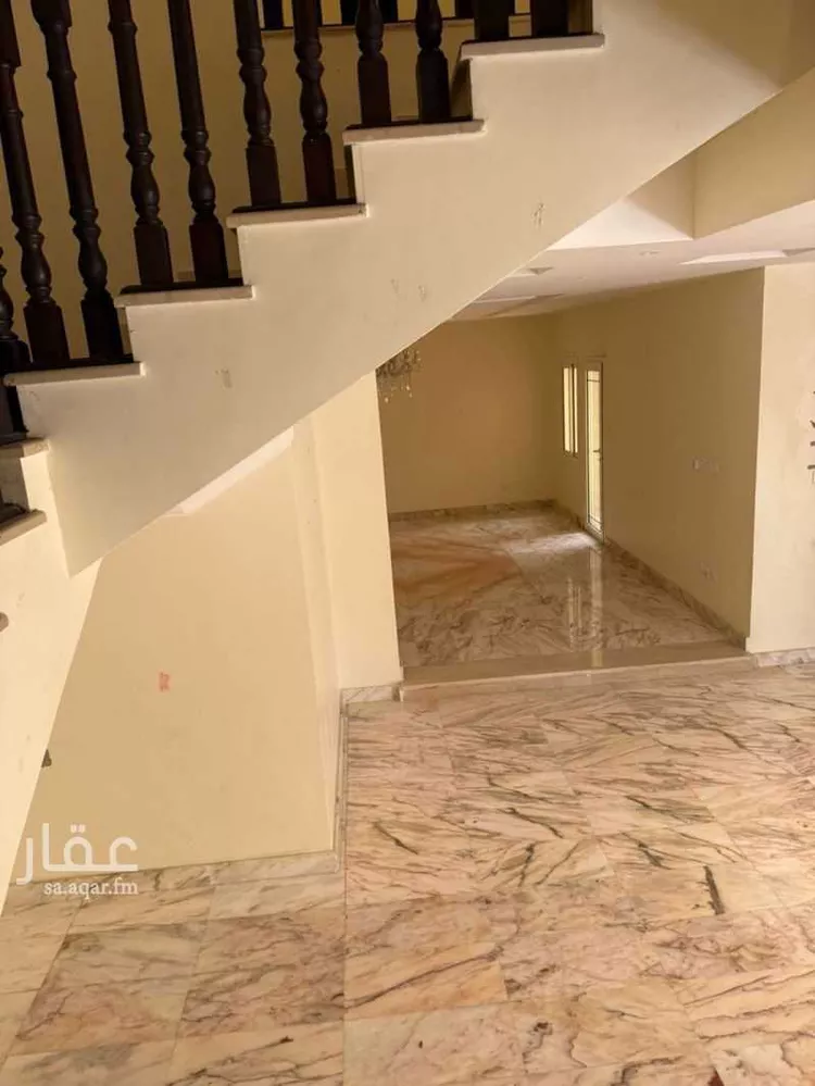 فيلا للبيع في شارع محمد بن ابي عثمان الحازمي, حي الصواري, مدينة جدة, منطقة مكة المكرمة صورة 4