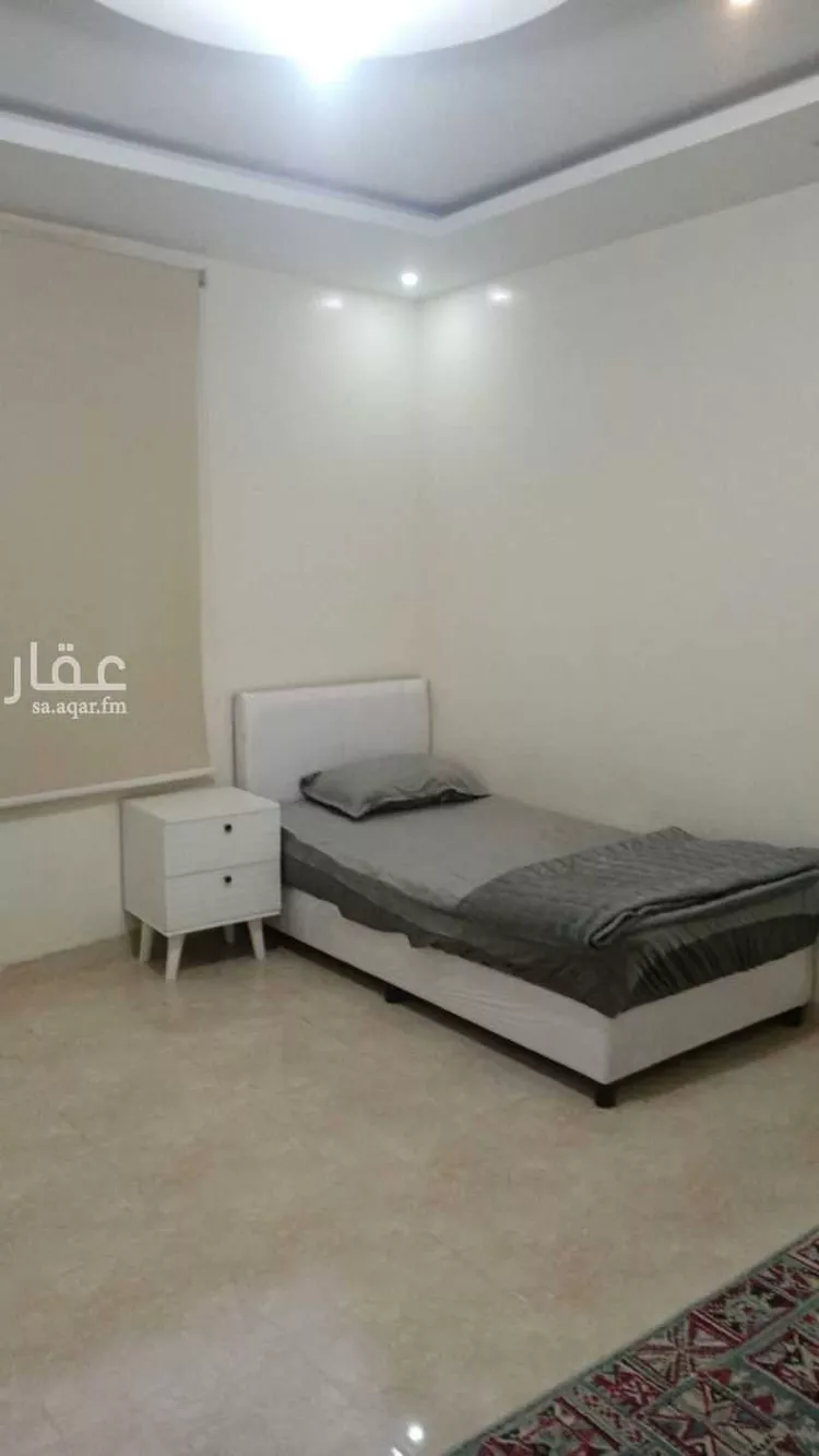 غرفة للإيجار في شارع حسن فهد الهويمل, حي الأخضر, مدينة بريدة, منطقة القصيم