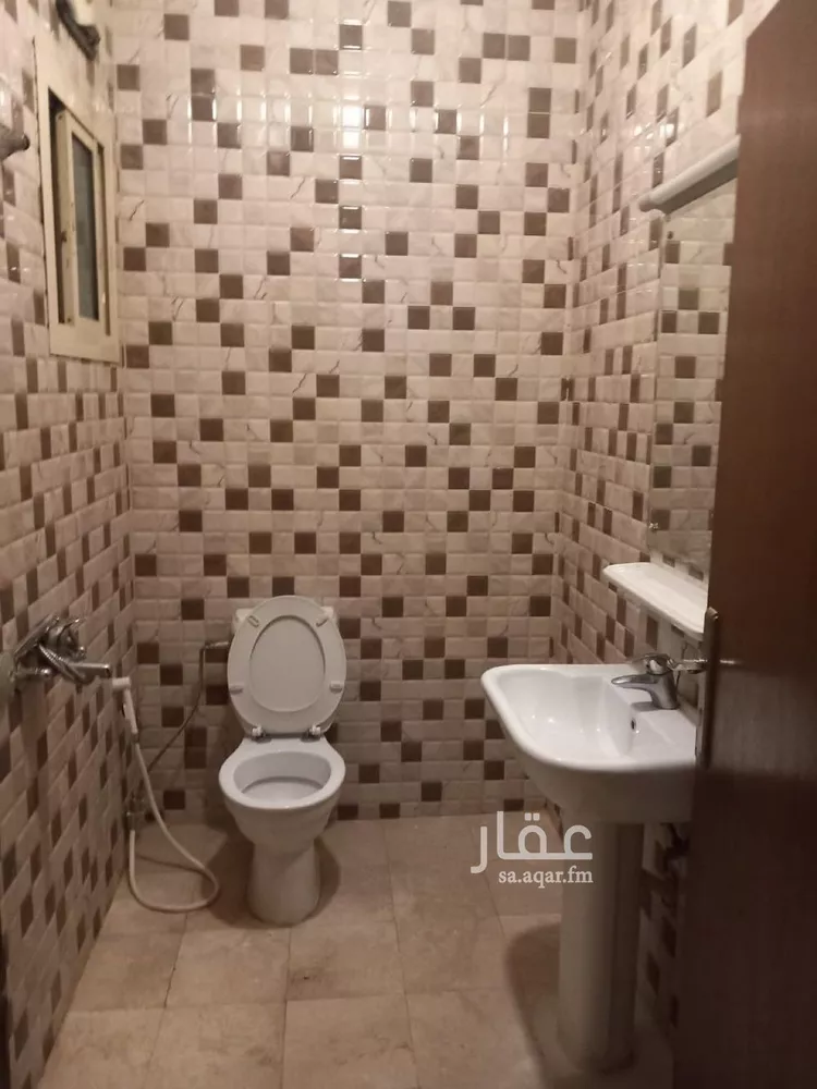 عمارة للإيجار في شارع محمد بن بركات, حي المروة, مدينة جدة, منطقة مكة المكرمة