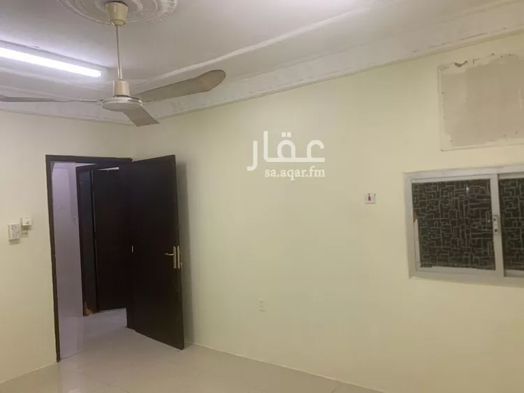 Building for Rent in Dammam Al Khalij