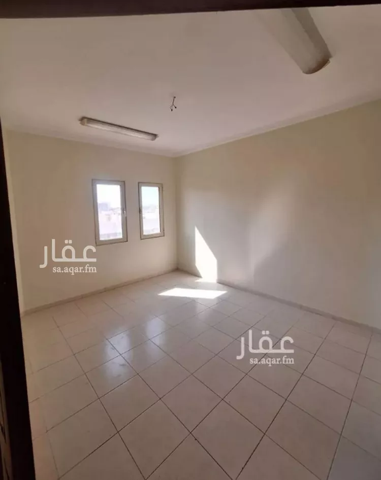 شقة للإيجار في شارع عبد الرحمن بن العوام ، حي المزروعية ، الدمام ، الدمام صورة 5