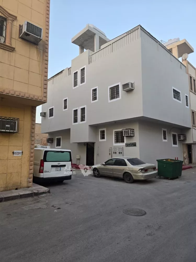 عمارة للبيع في شارع البلاذري, حي اليمامة, مدينة الرياض, منطقة الرياض 2