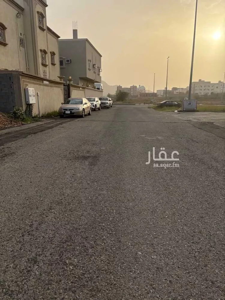 Land for Sale in Muhayil Al Huliah West