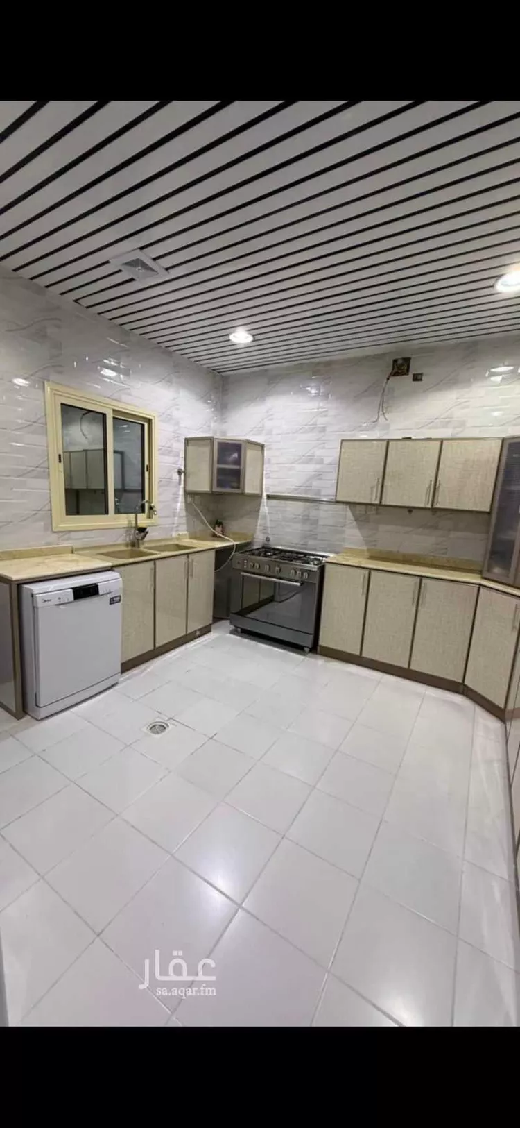 فيلا للبيع في شارع عقيل بن عطيه, حي ضاحية الملك فهد, مدينة الدمام, المنطقة الشرقية صورة 4