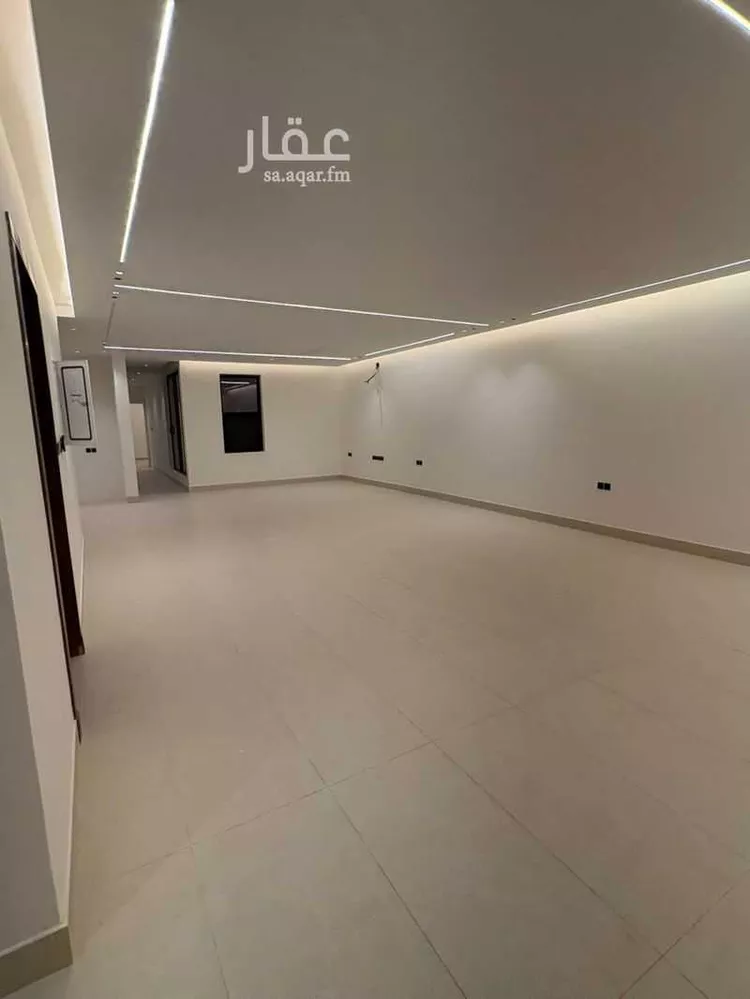 Floor for Sale in Riyadh Al Arid 6