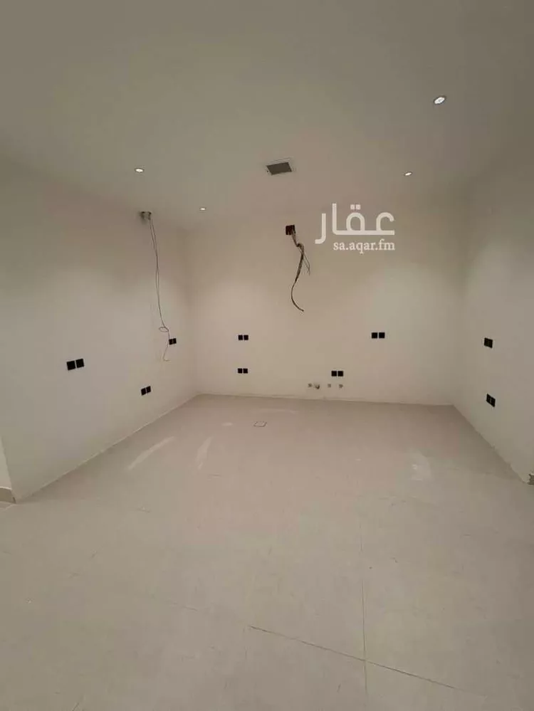 دور للبيع في شارع هبة الله بن حامد, حي العارض, مدينة الرياض, منطقة الرياض صورة 5