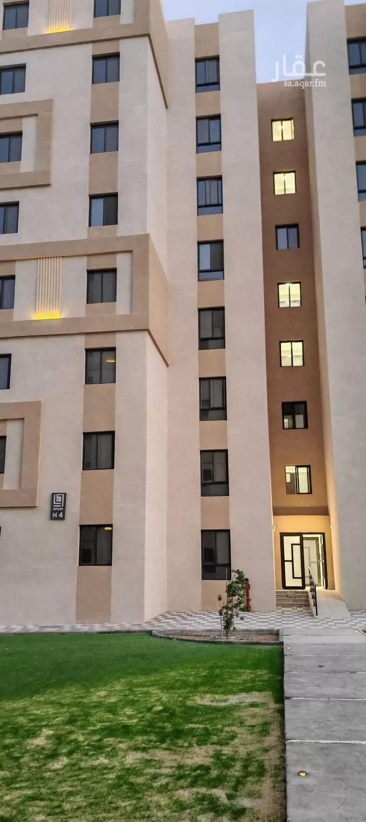 شقة للإيجار في حي الإسكان الشمالي, مدينة الدمام, المنطقة الشرقية