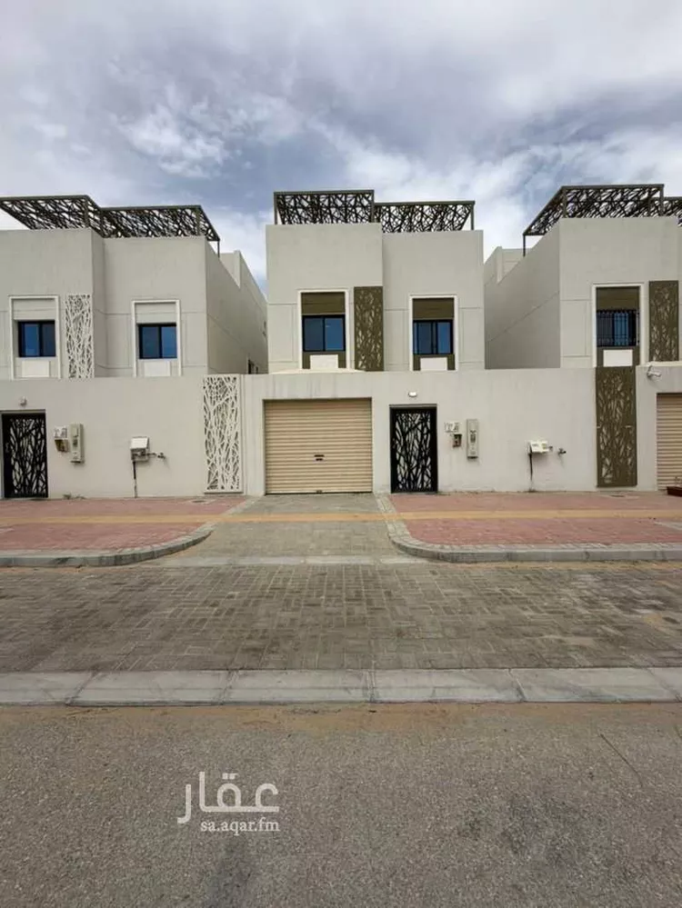 فيلا للإيجار في شارع رابغ, حي الإسكان الشمالي, مدينة الدمام, المنطقة الشرقية صورة 5