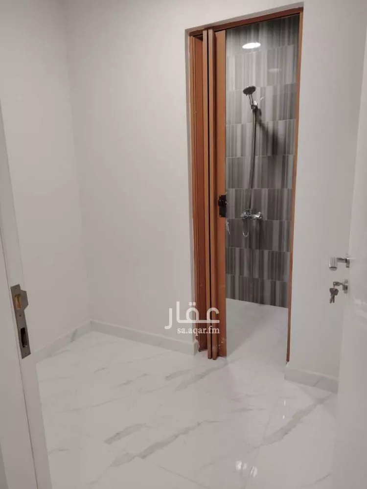 شقة للإيجار في شارع الذهبي, حي الإسكان الشمالي, مدينة الدمام, المنطقة الشرقية صورة 3