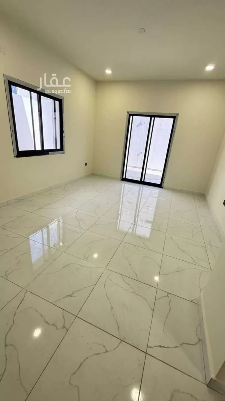 فيلا للإيجار في شارع الحاسى, حي الإسكان الشمالي, مدينة الدمام, المنطقة الشرقية صورة 4