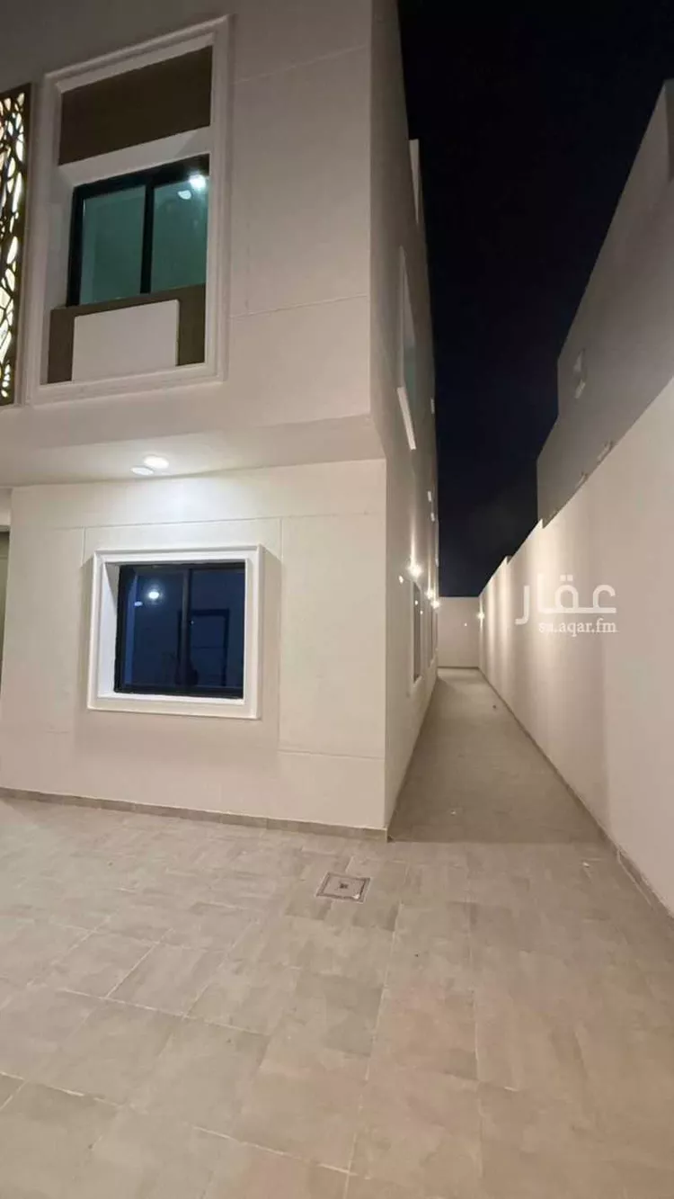 فيلا للإيجار في شارع حفر الباطن, حي الإسكان الشمالي, مدينة الدمام, المنطقة الشرقية صورة 4
