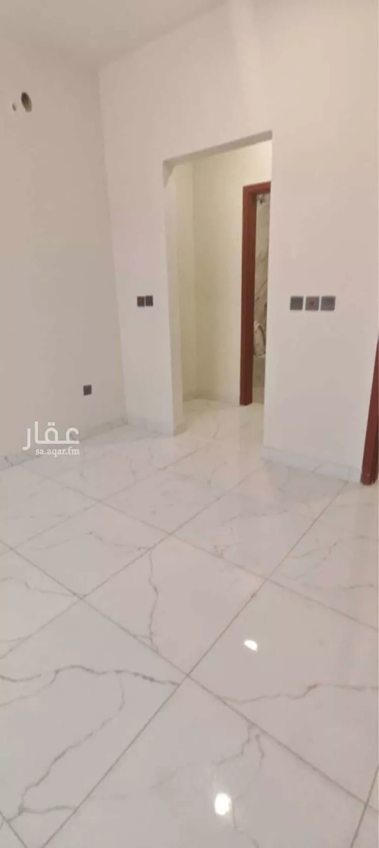 فيلا للإيجار في شارع حفر الباطن, حي الإسكان الشمالي, مدينة الدمام, المنطقة الشرقية 8